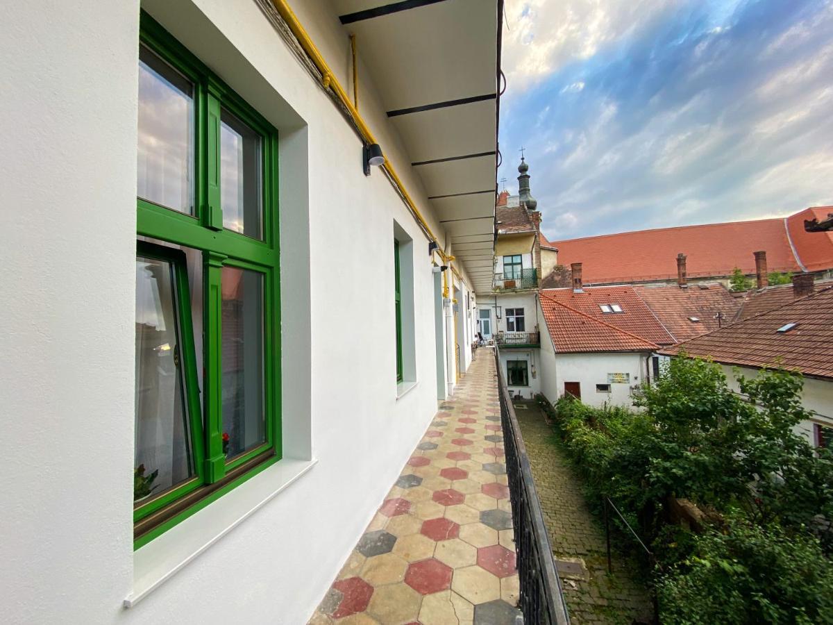 Cluj Aparthotel Cluj-Napoca Exterior foto